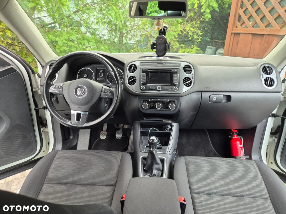 Volkswagen Tiguan 2.0 TDI DPF BlueMotion Technology Trend & Fun - 16