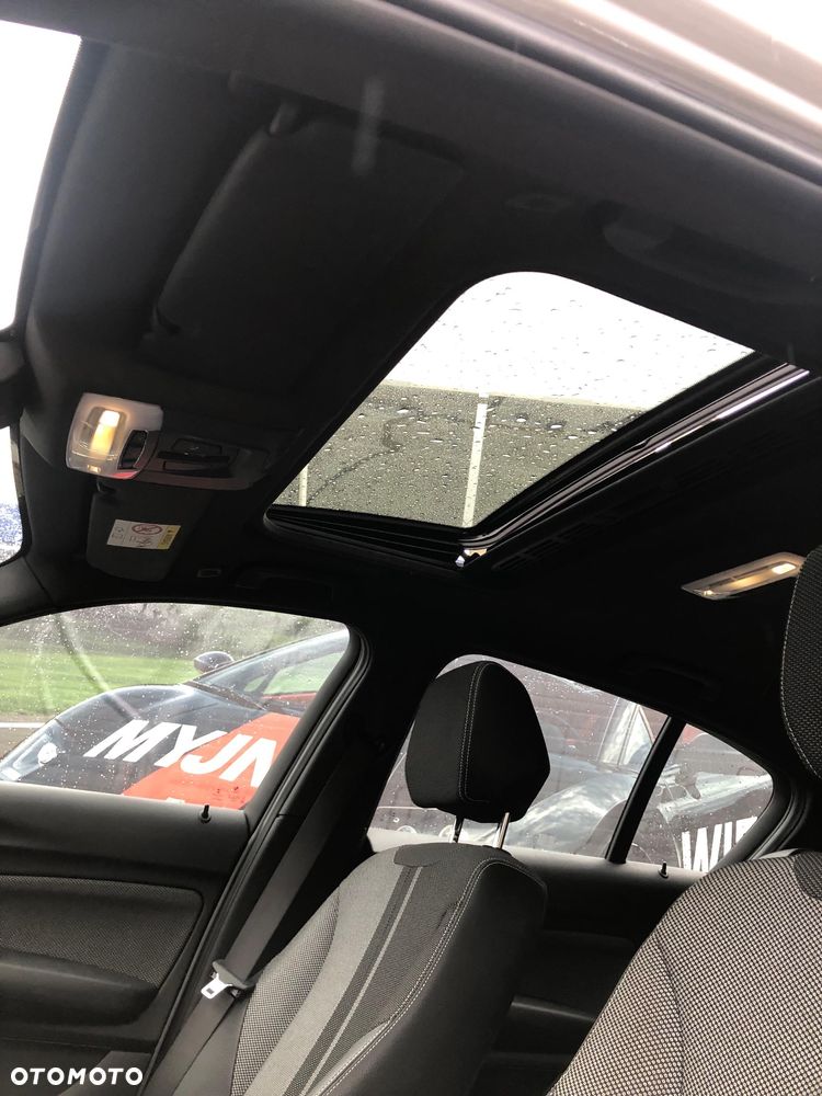 BMW Seria 1 118i - 12