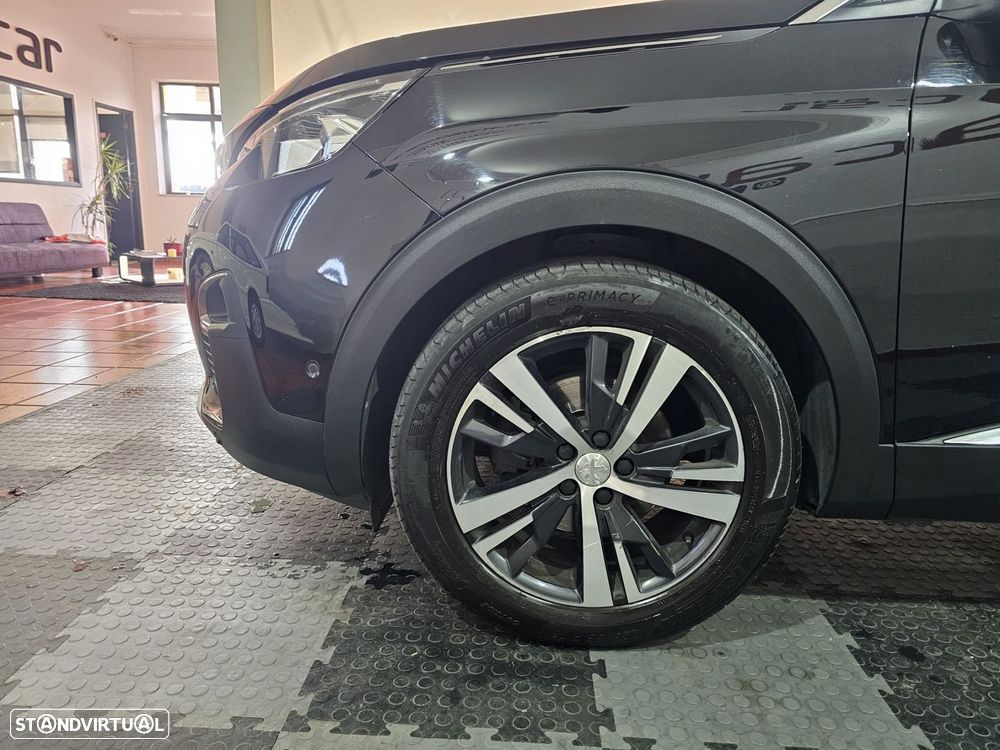 Peugeot 5008 1.5 BlueHDi Allure Pack EAT8 - 39