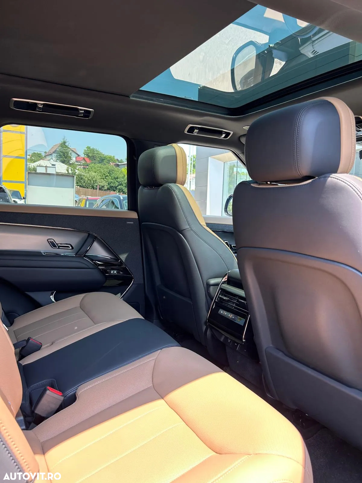 Land Rover Range Rover 3.0 l6 P400 MHEV Autobiography - 16