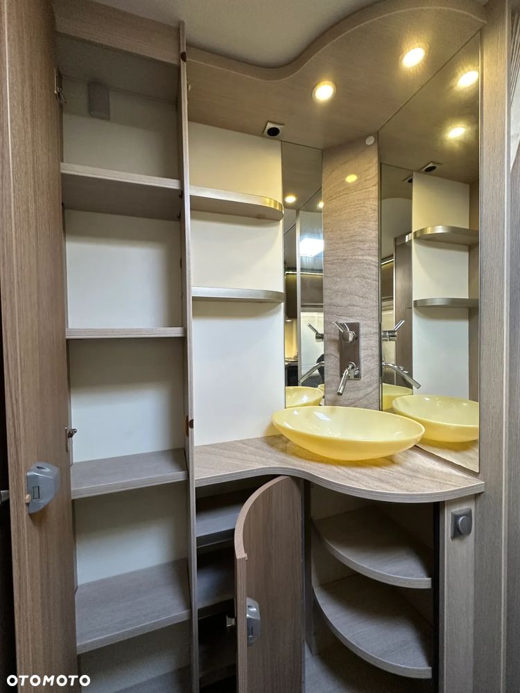 Burstner 460 TS AVERSO  z markizą kasetową THULE. GWARANCJA !!! - 35