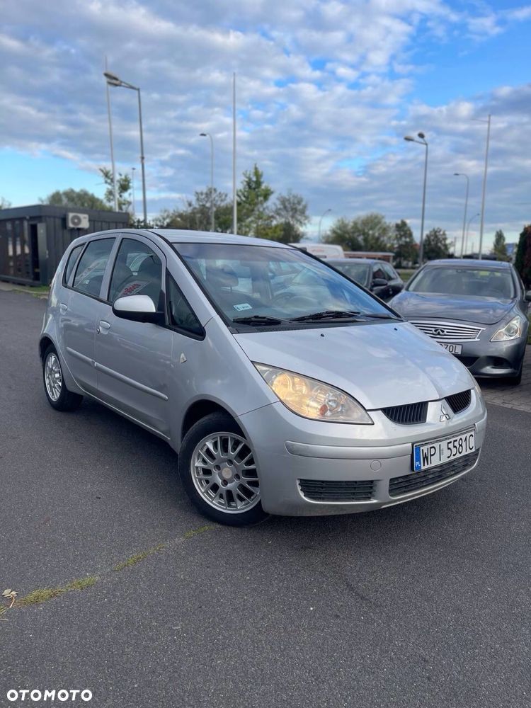 Mitsubishi Colt - 3