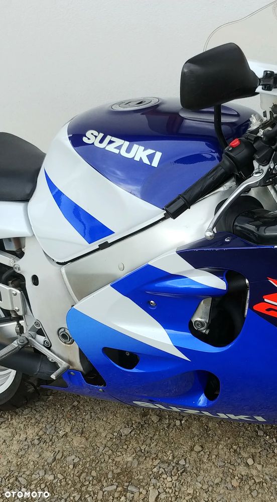 Suzuki GSX-R - 8