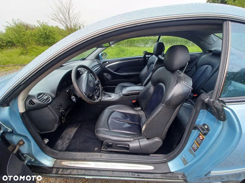 Mercedes-Benz CLK - 22