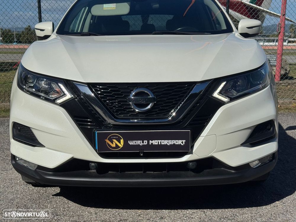 Nissan Qashqai 1.5 dCi N-Connecta J18+Led - 38