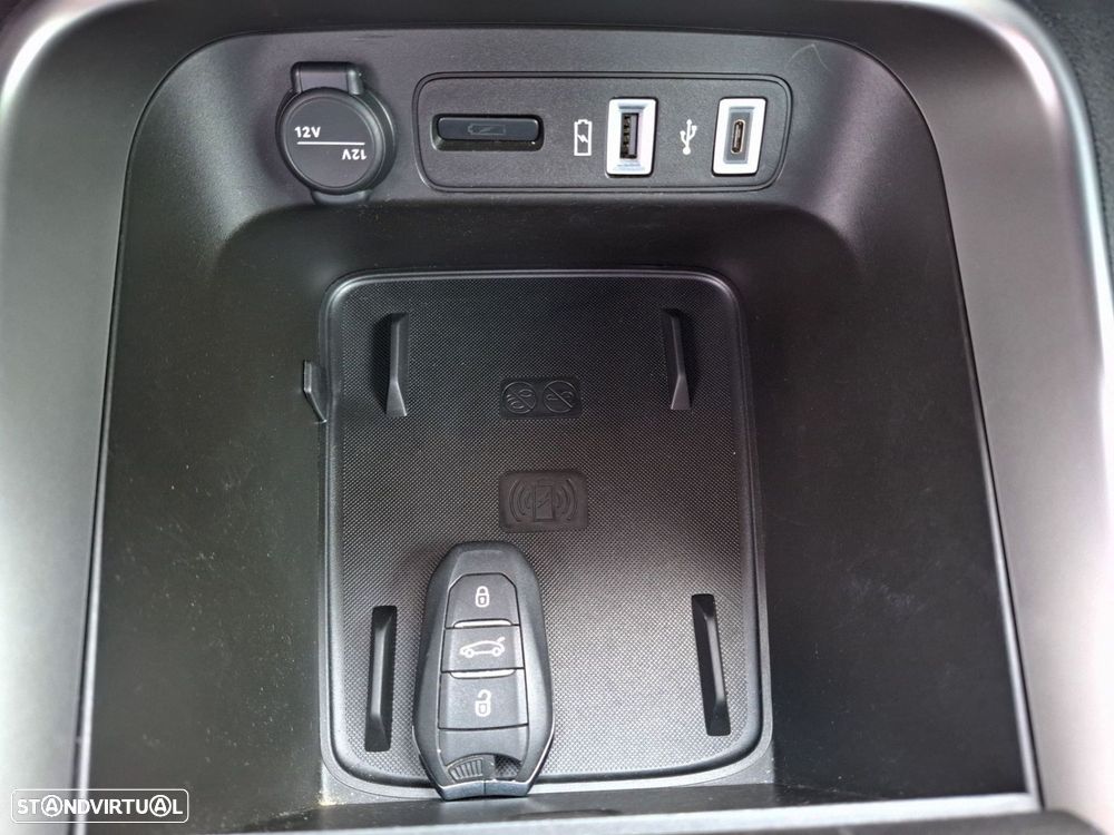 Jeep Avenger 1.2 GSE T3 Altitude - 22