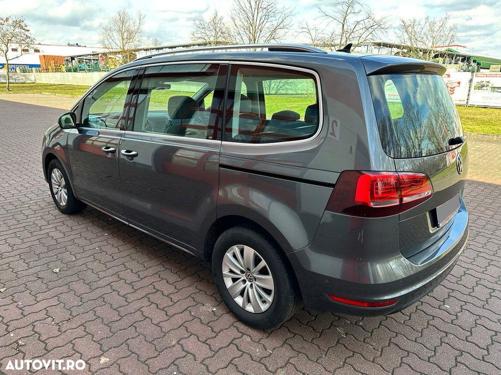 Volkswagen Sharan 2.0 TDI DSG (BlueMotion Technology) Comfortline - 4
