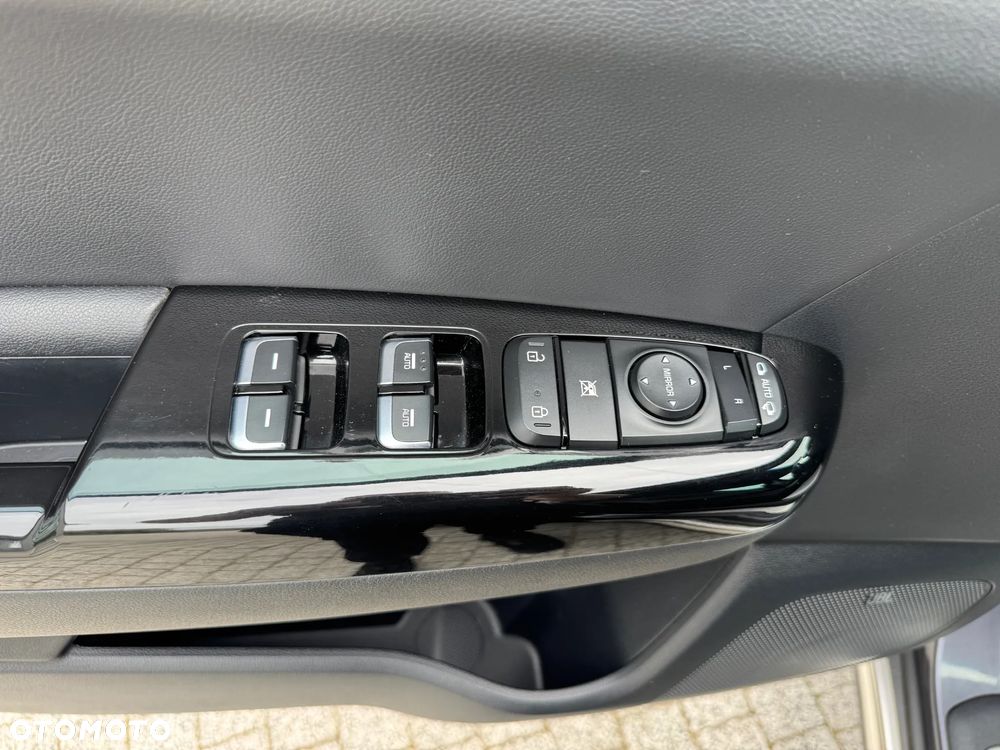 Kia Sportage - 25