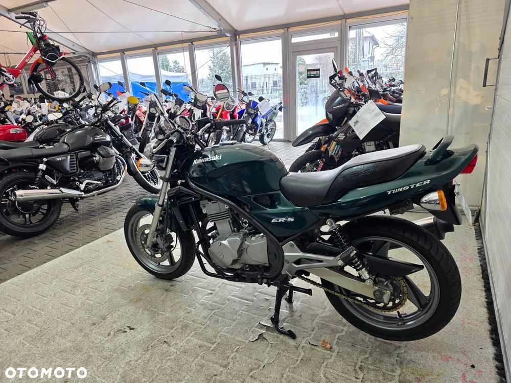 Kawasaki ER - 9