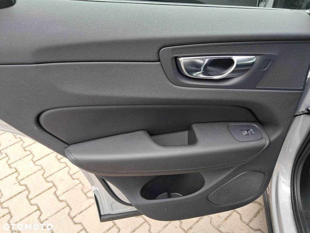 Volvo XC 60 - 16