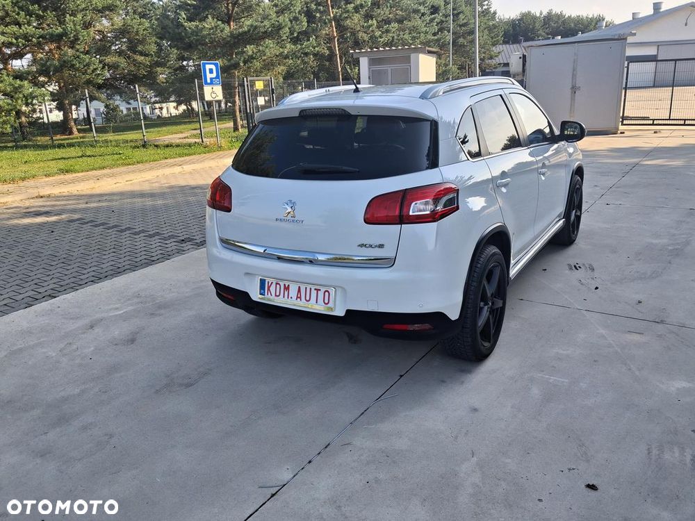 Peugeot 4008 - 10