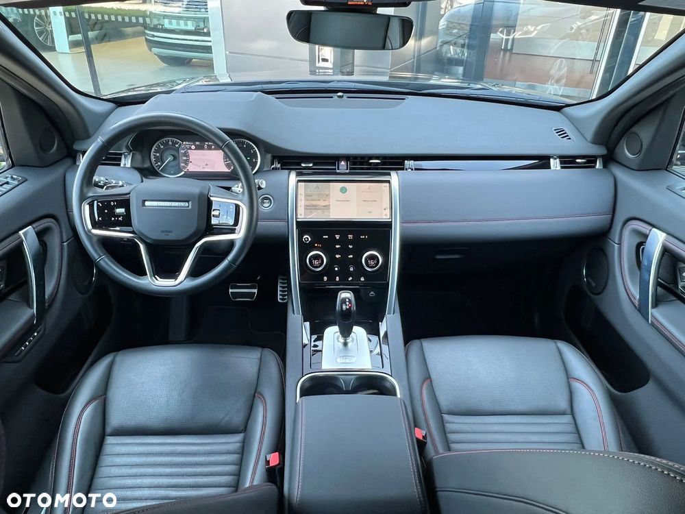 Land Rover Discovery Sport - 12