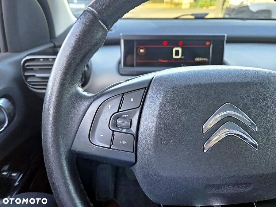 Citroën C4 Cactus 1.2 PureTech Shine S&S - 13