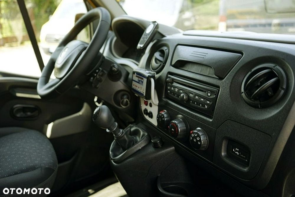 Renault Master - 18