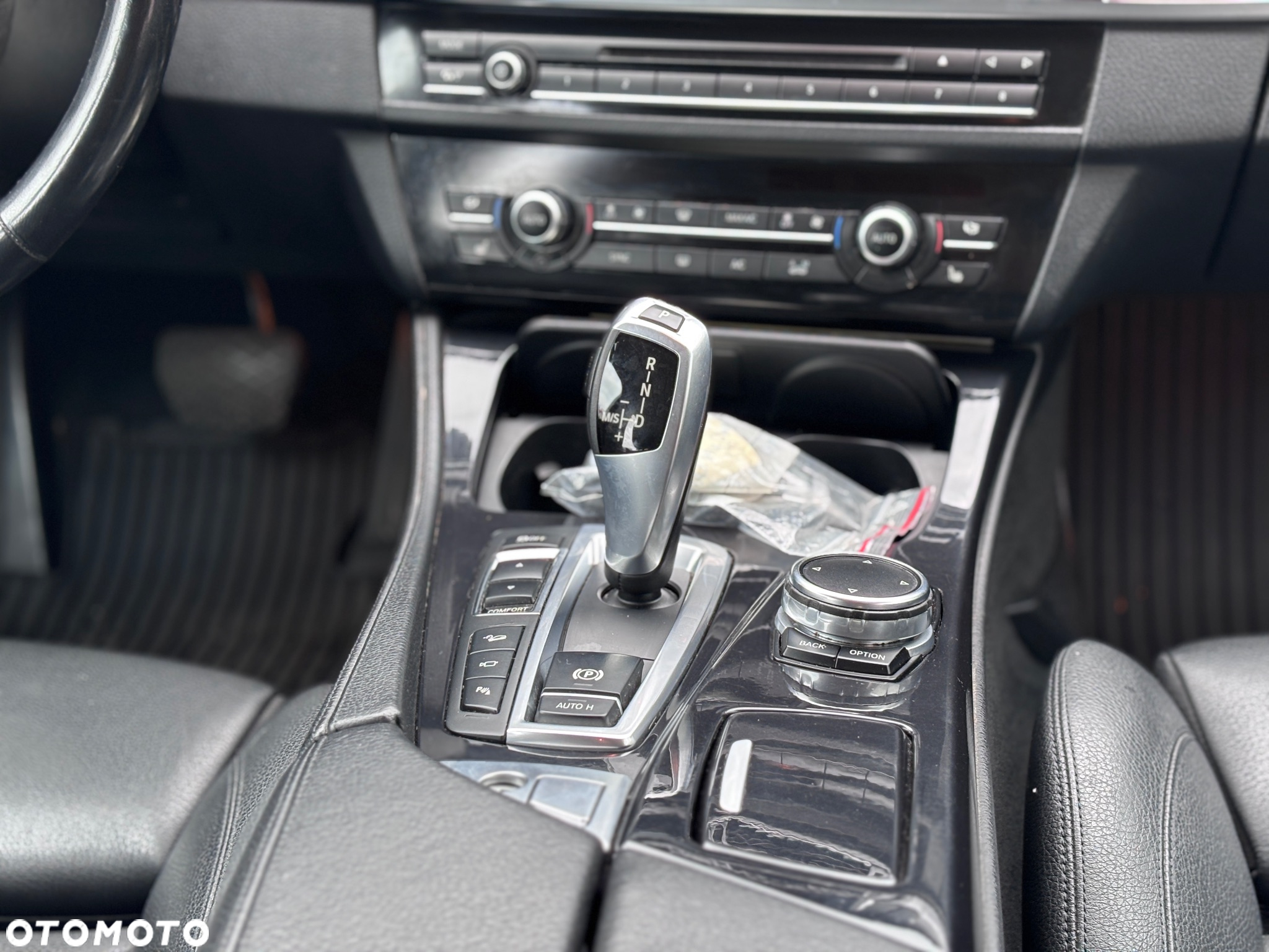 BMW Seria 5 520d xDrive - 40