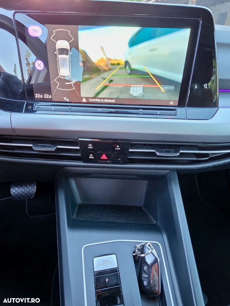 Volkswagen Golf Variant 2.0 TDI SCR DSG Life - 19