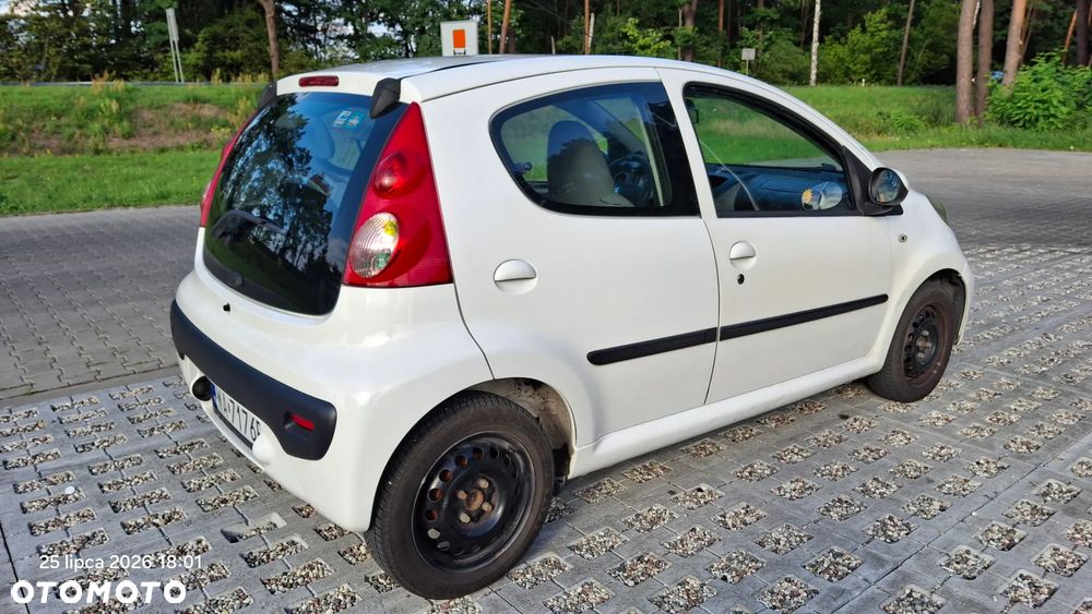 Peugeot 107 1.0 Trendy - 3