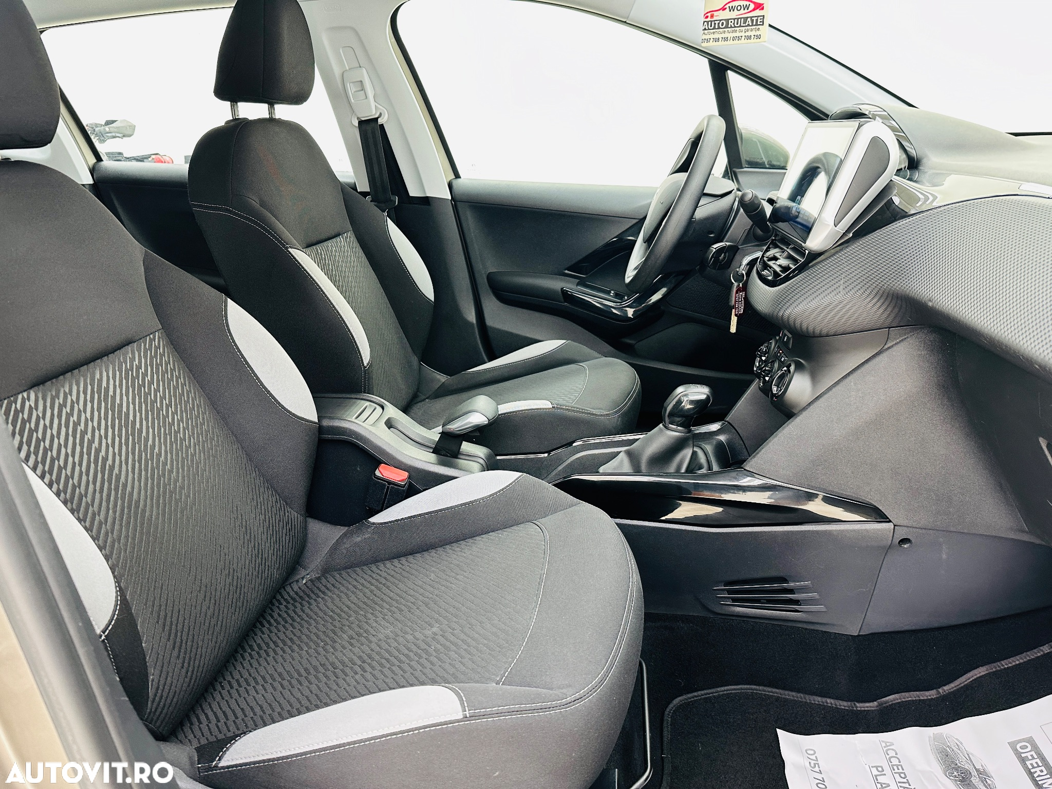 Peugeot 2008 - 13