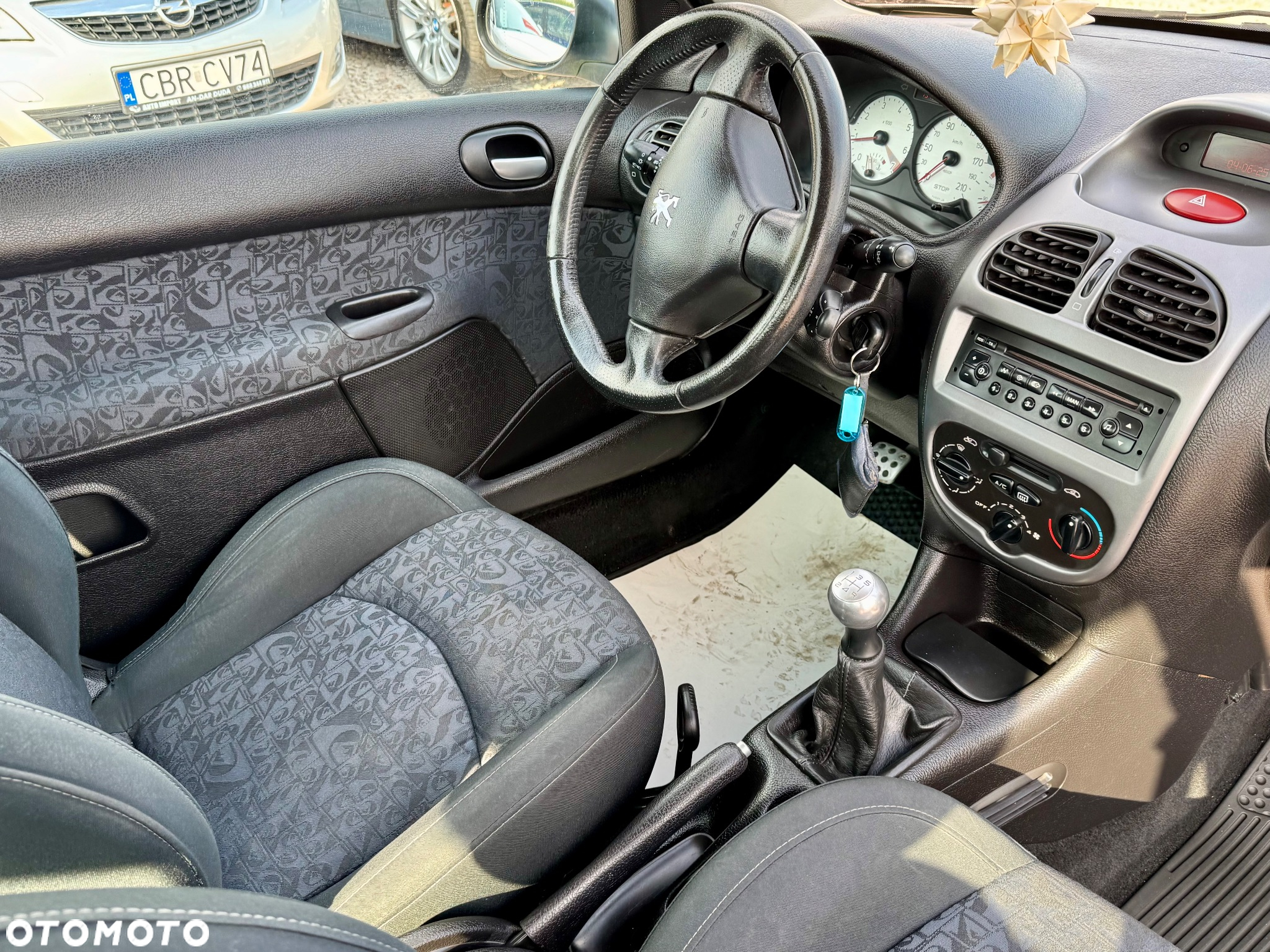 Peugeot 206 1.6 Quiksilver - 12