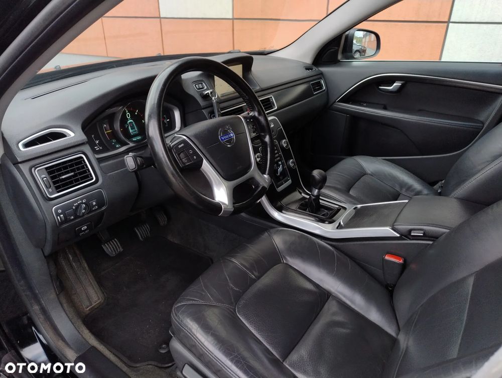 Volvo V70 D3 Momentum - 8