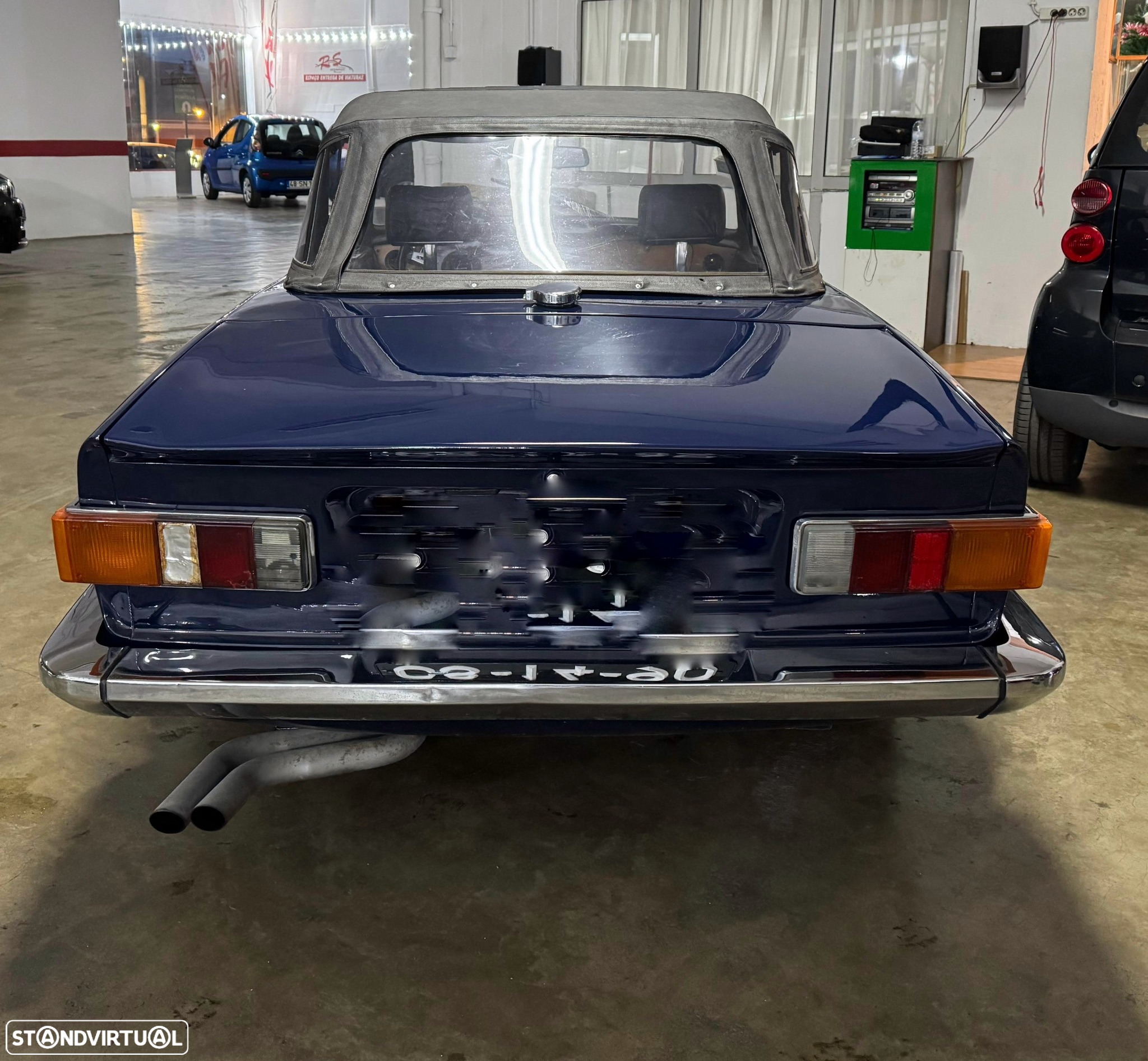 Triumph TR6 - 8