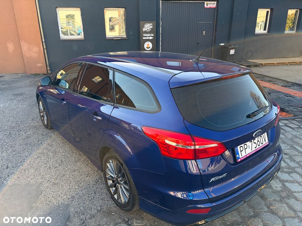 Ford Focus 1.5 EcoBoost STart-Stopp-System ST-LINE - 22