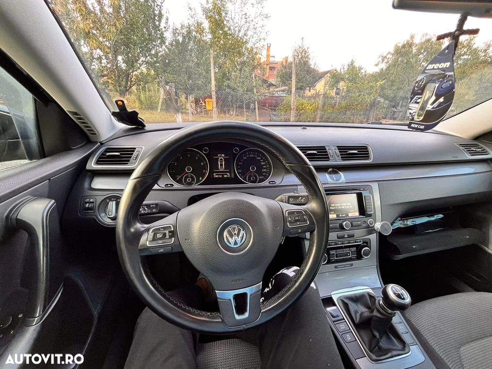 Volkswagen Passat - 9