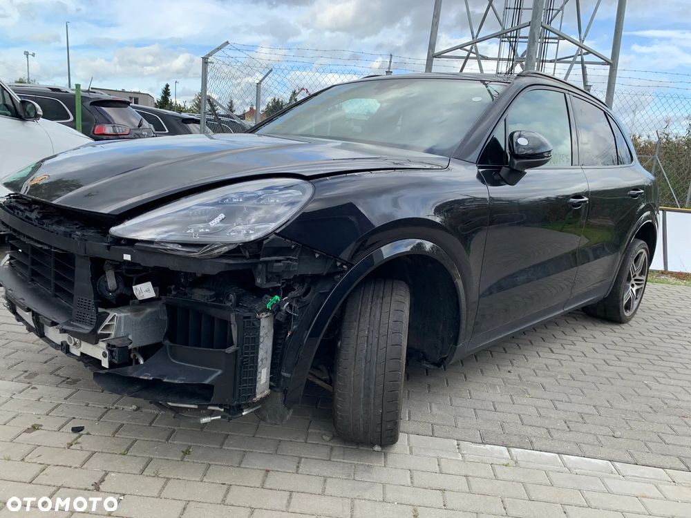 Porsche Cayenne Tiptronic S - 18