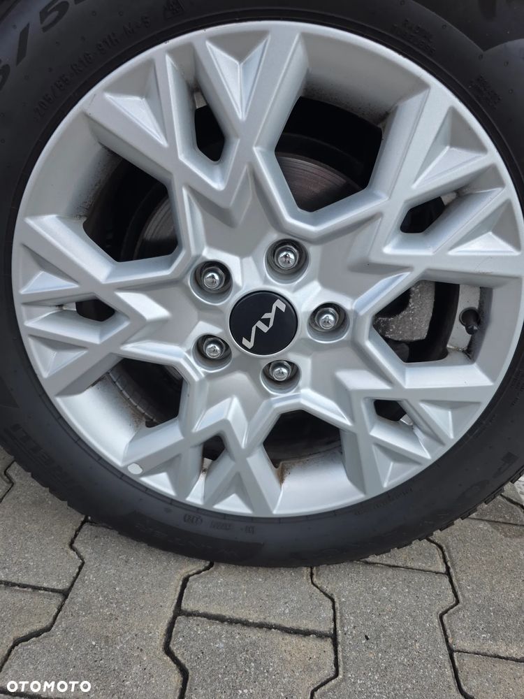 Kia Ceed 1.5 T-GDI M - 11