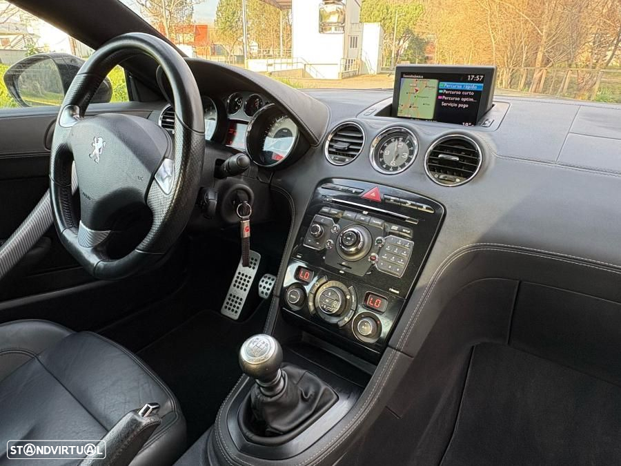 Peugeot RCZ 1.6 THP SE Black Yearling - 22