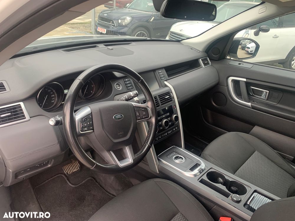 Land Rover Discovery Sport - 6