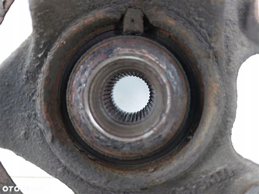 Zwrotnica lewa przód Volvo C30 1.6D 110KM 2006-2010 - 3