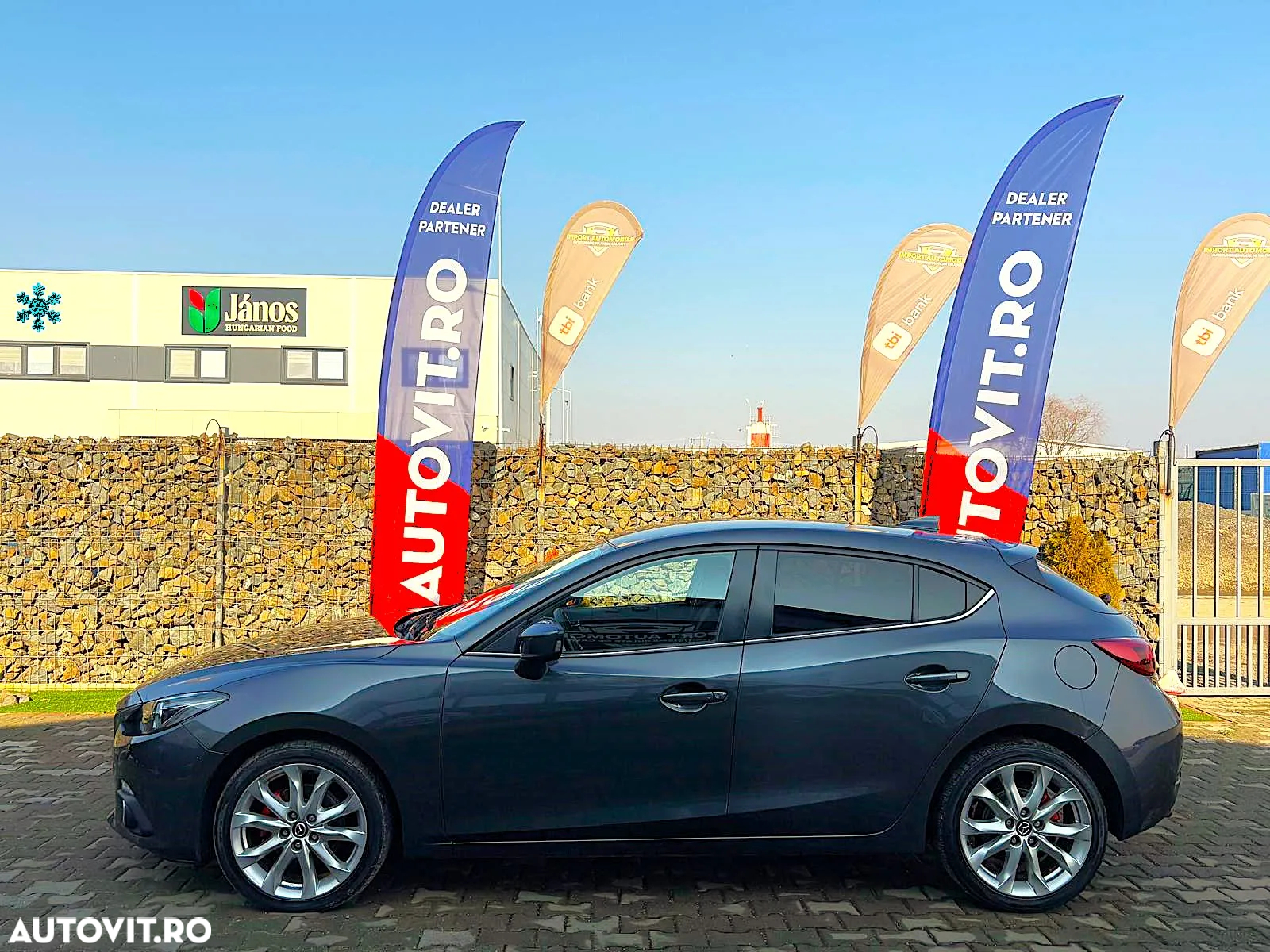 Mazda 3 - 5