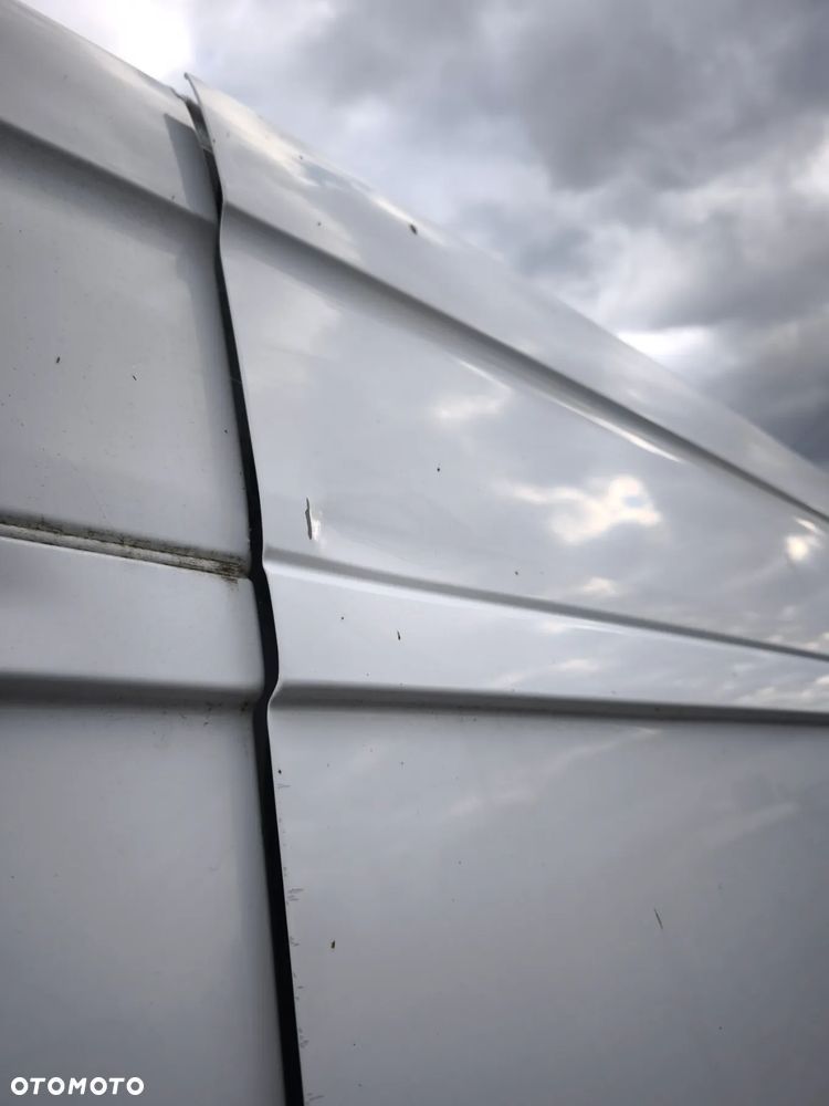 Drzwi prawe przesuwne bok Sprinter w910 910 Mercedes-Benz białe - 4