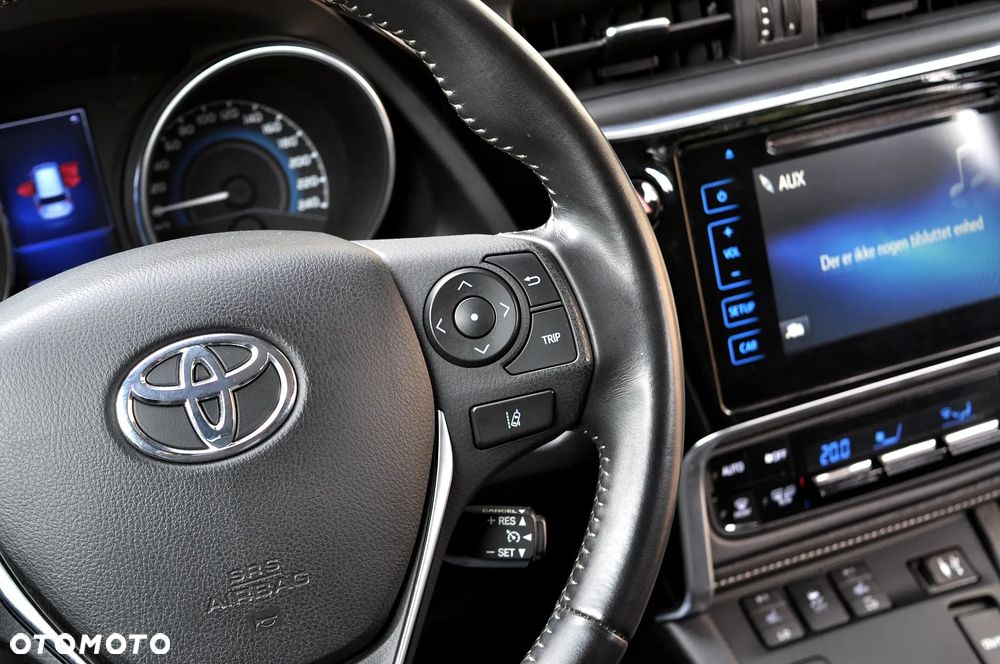 Toyota Auris - 29