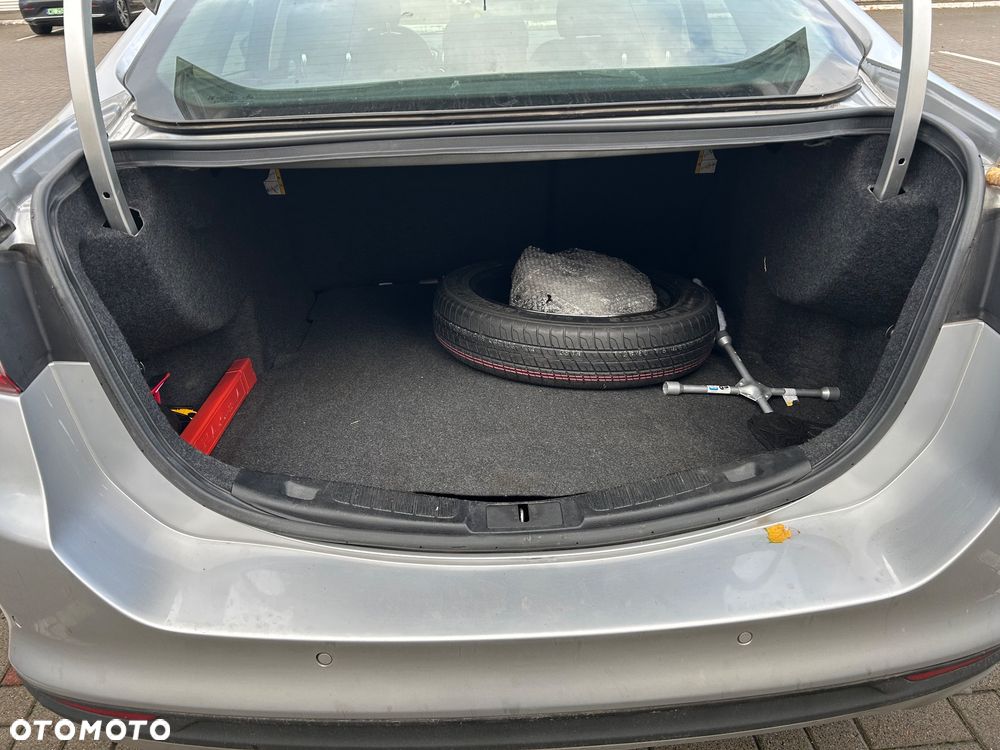 Ford Fusion - 15