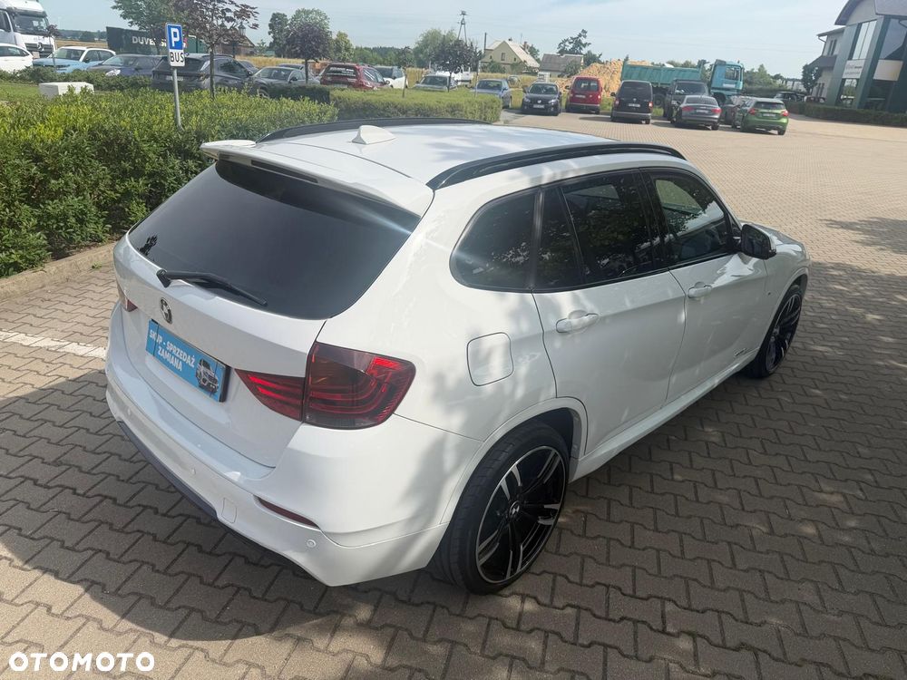 BMW X1 sDrive18d Sport Line - 11