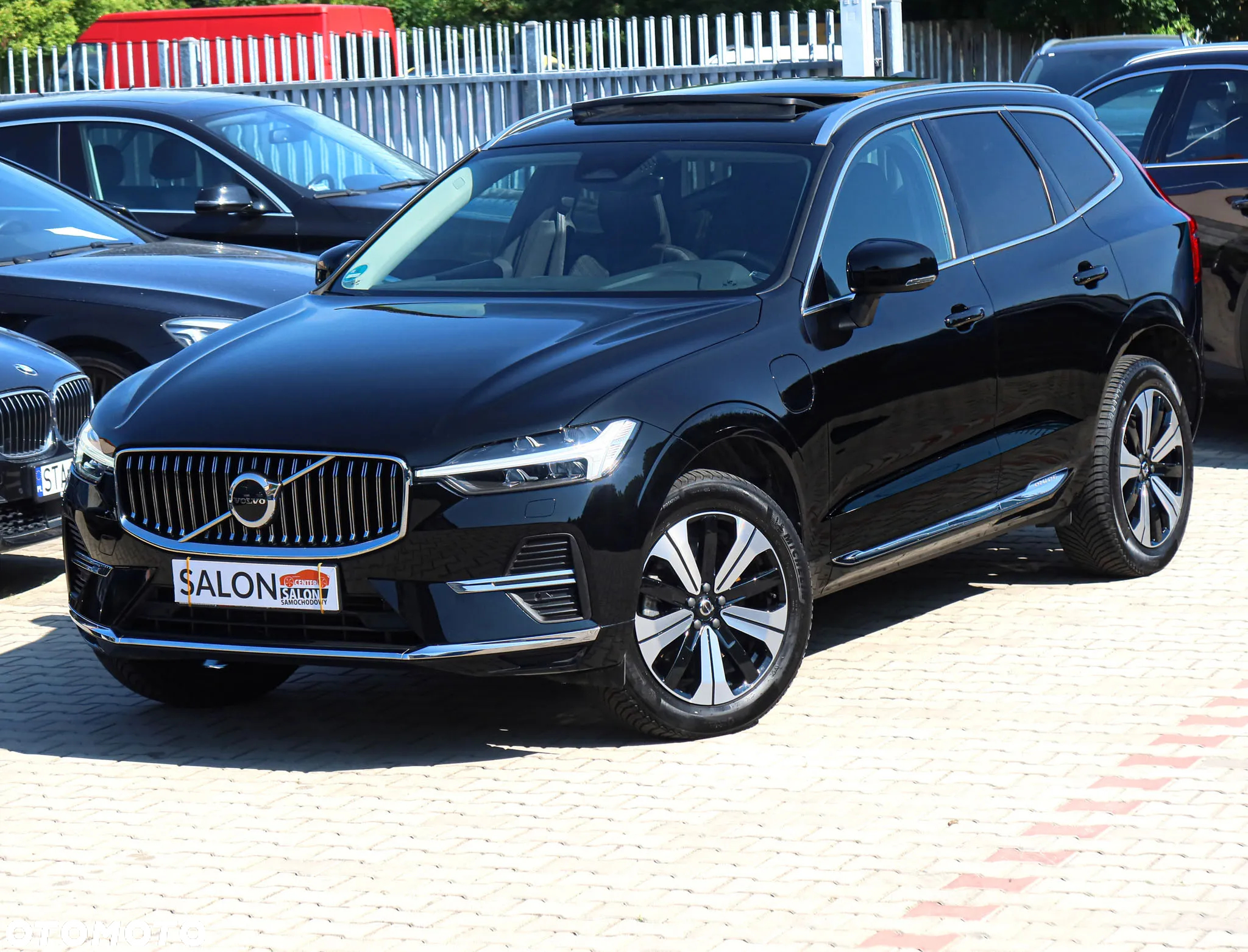 Volvo XC 60 T6 Plug-In Hybrid AWD Inscription - 2