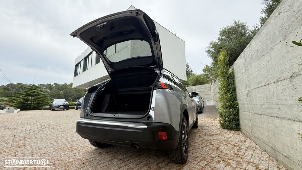Peugeot 2008 1.2 PureTech Allure Pack - 27