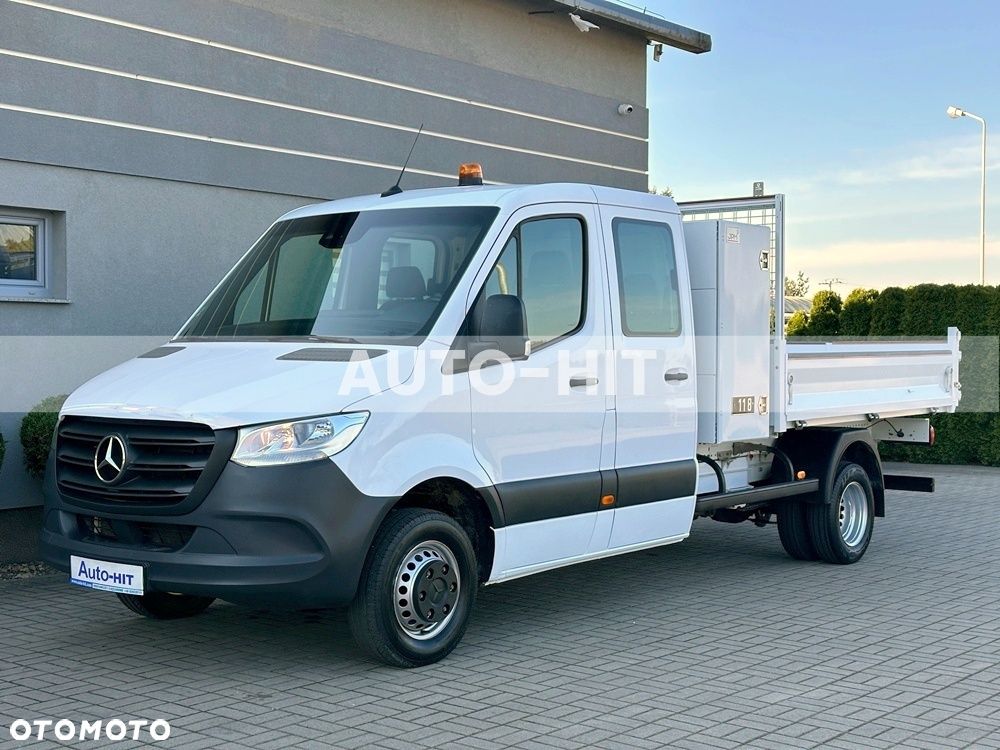 Mercedes-Benz Sprinter - 11