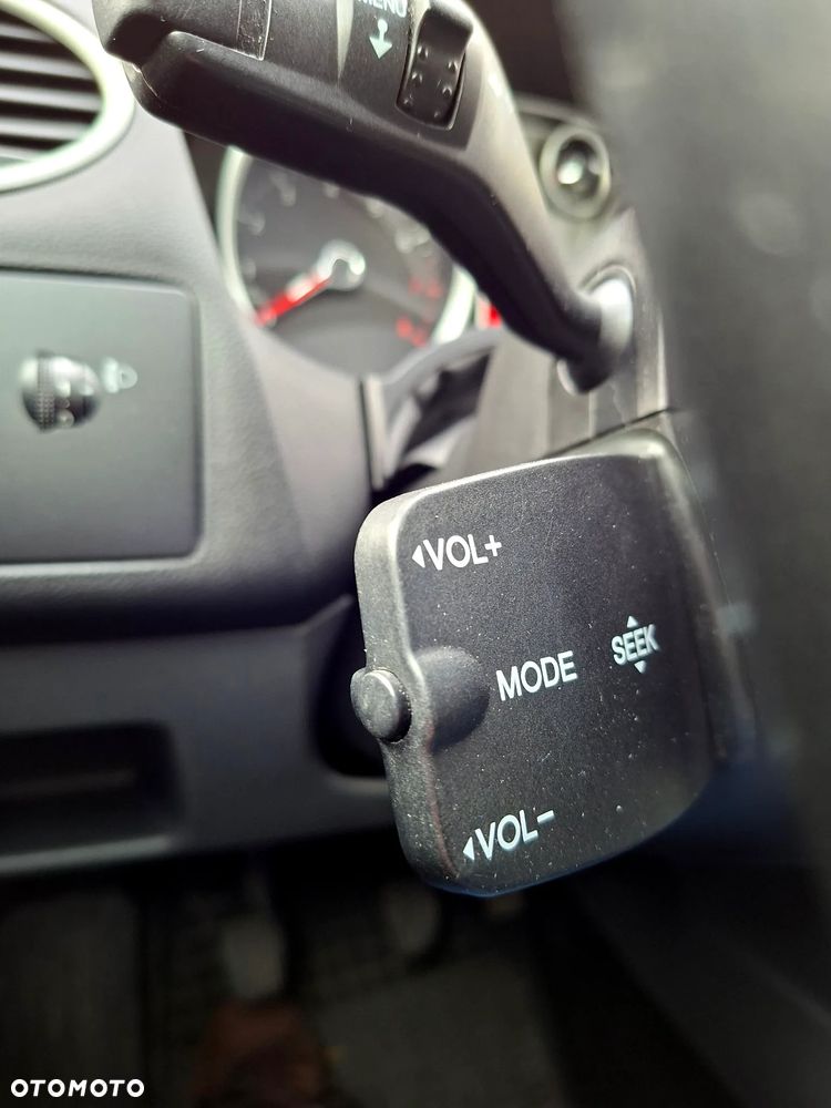 Ford Focus 1.6 16V Style+ - 23