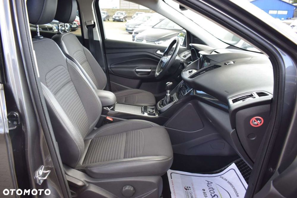 Ford Kuga - 25