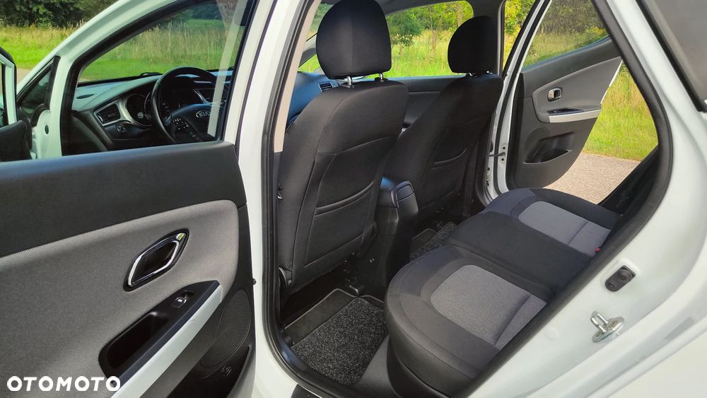 Kia Ceed 1.6 GDI Business Line - 26