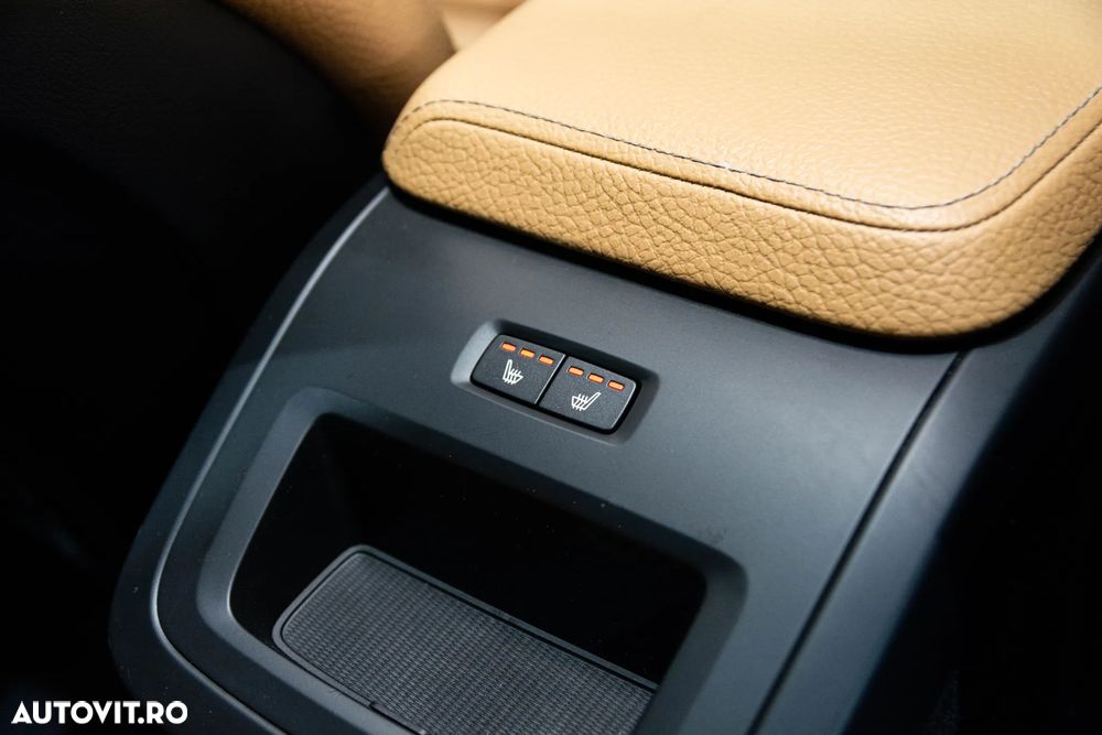 Volvo XC 60 T8 Twin Engine AWD Inscription - 33