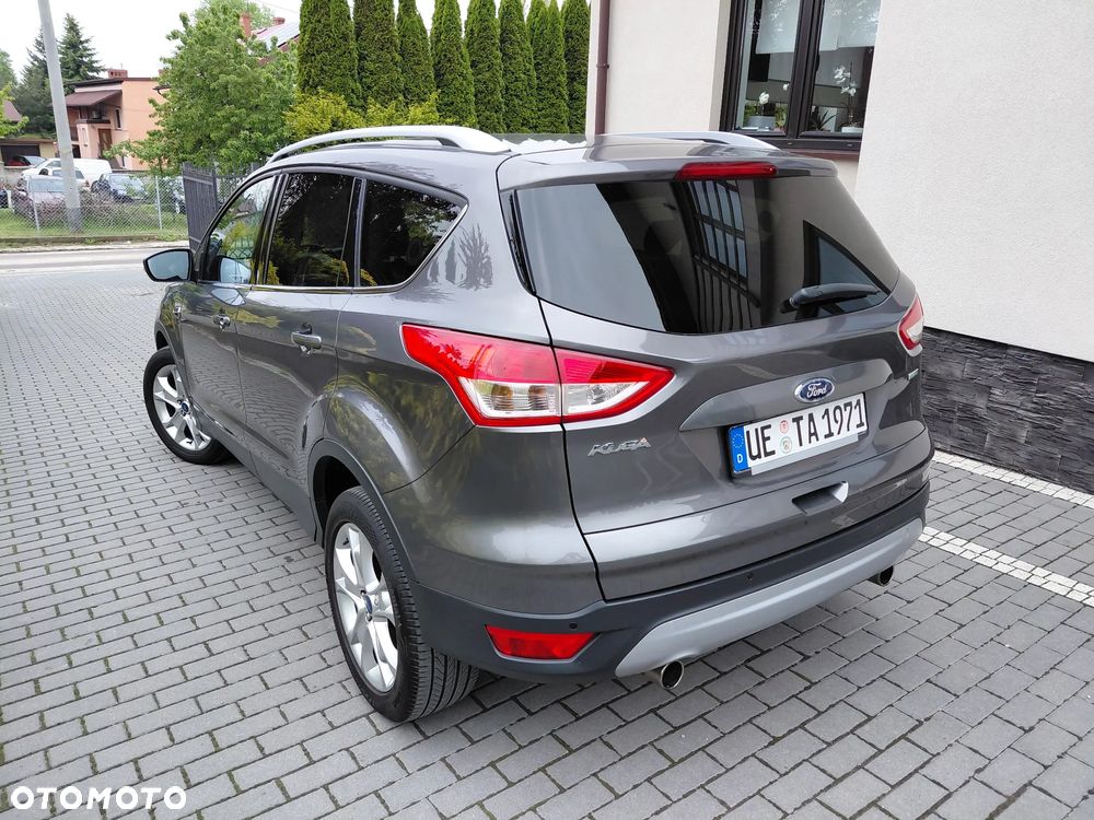 Ford Kuga 1.6 EcoBoost 2x4 Titanium - 17
