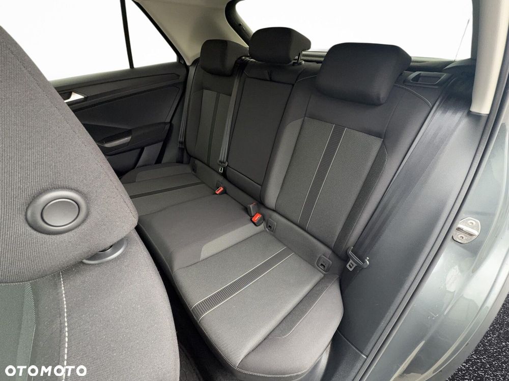 Volkswagen T-Roc - 25