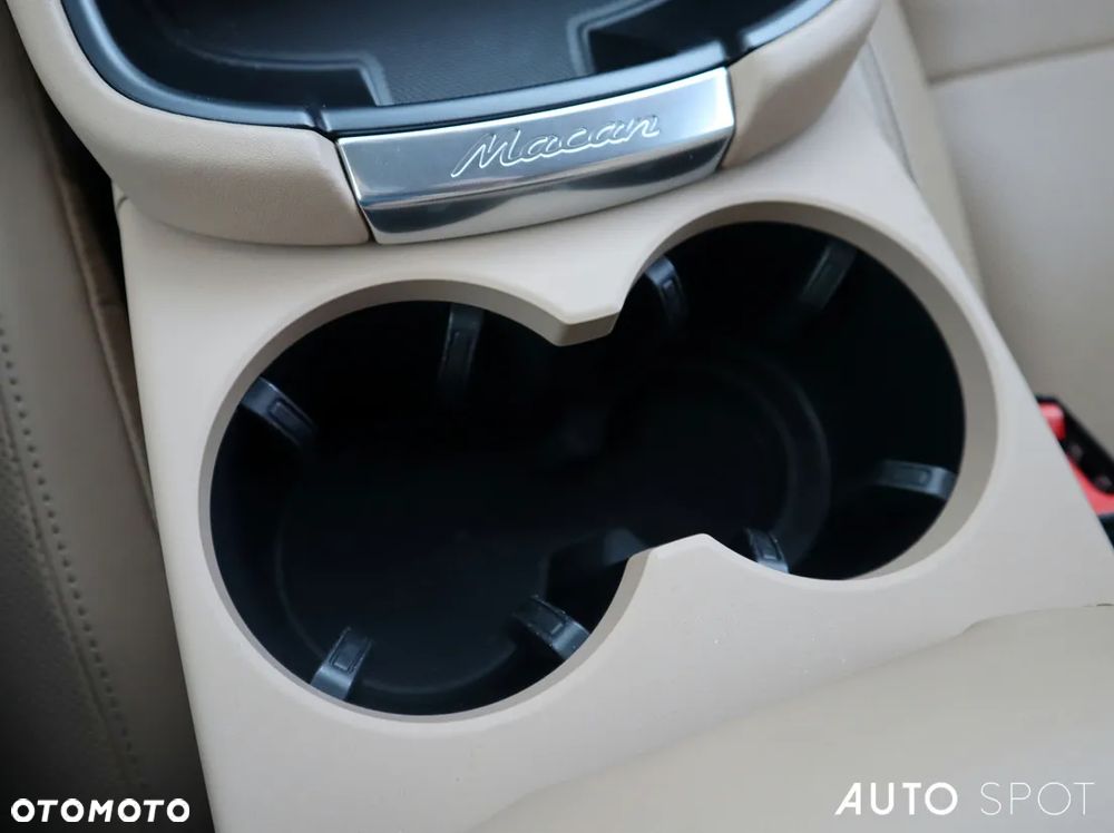 Porsche Macan Standard - 36