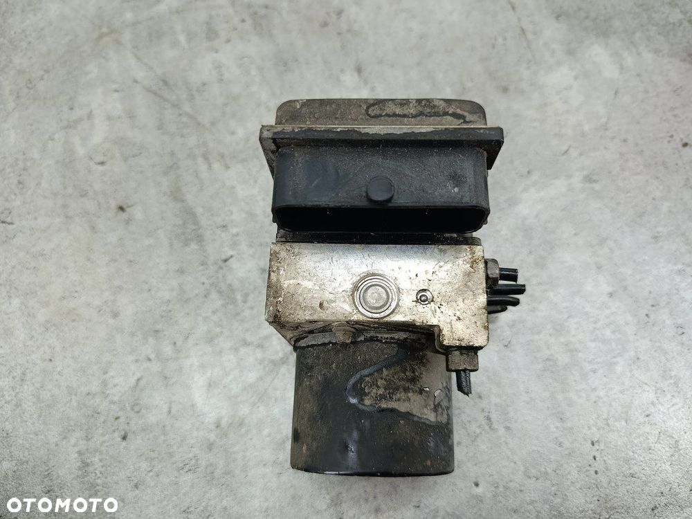 POMPA ABS SKODA FABIA II 6Q0614117D 6R0907379C 0265231945 0265800635  BOSCH - 5