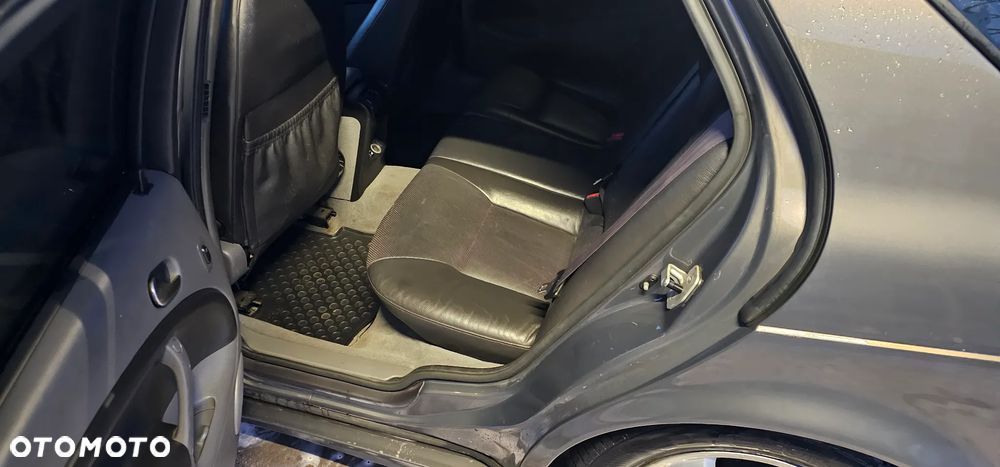 Saab 9-5 2.3 Turbo Aero - 27