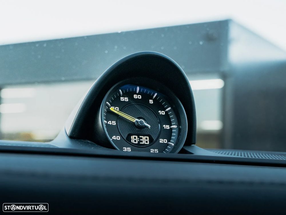 Porsche Panamera Sport Turismo 4 E-Hybrid Edition 10 Anos - 30